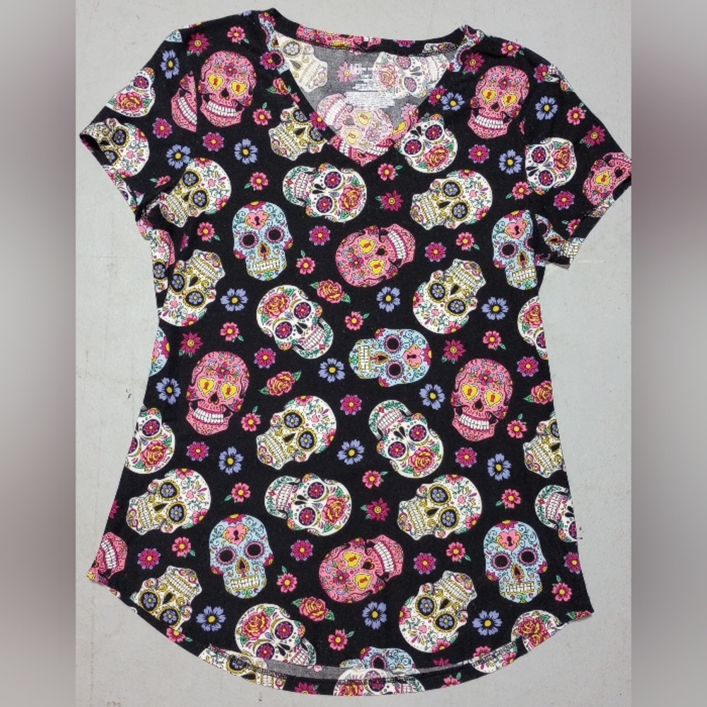 No Boundaries Black Skull Print Women's Tee, Size L